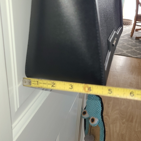 Michael Kors Black Signature Tote - Picture 8 of 10